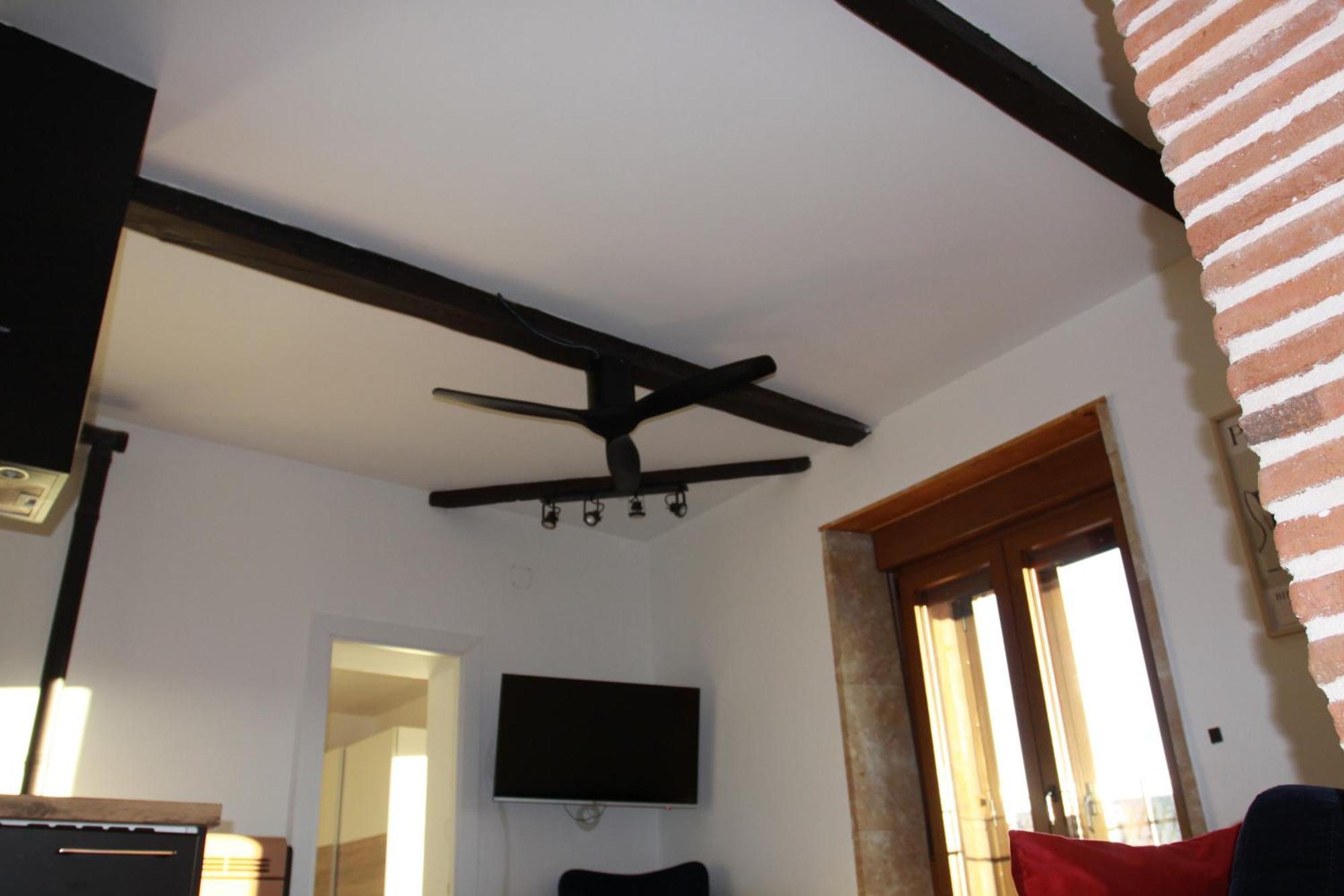 Apartamento Centrico Con Chimenea Lejlighed Salamanca Eksteriør billede